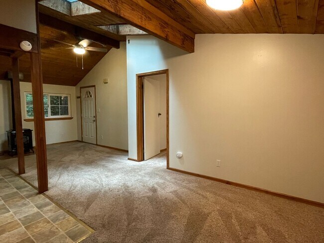 Building Photo - 17480 CA-116