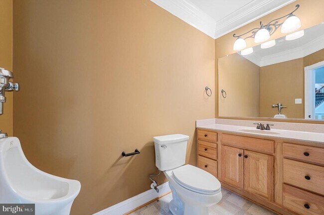 Building Photo - 604 Masters Dr