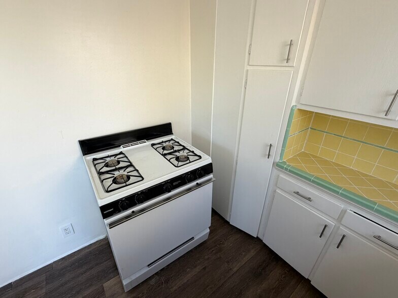 Building Photo - 1783 S Marvin Ave