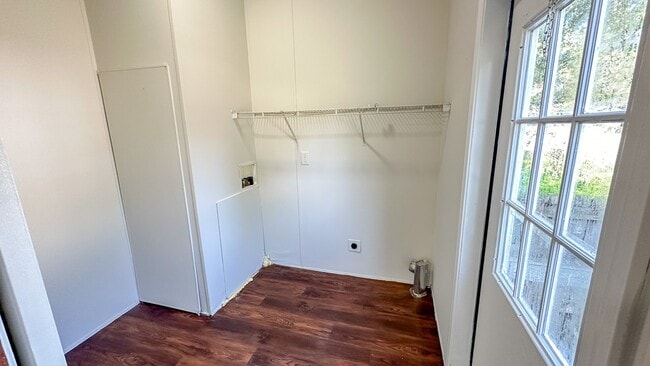 Building Photo - 16487 Brittany Way