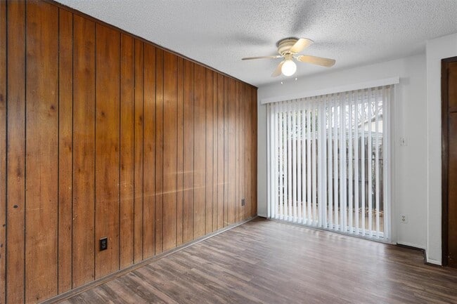 Building Photo - 5304 Indio Cir