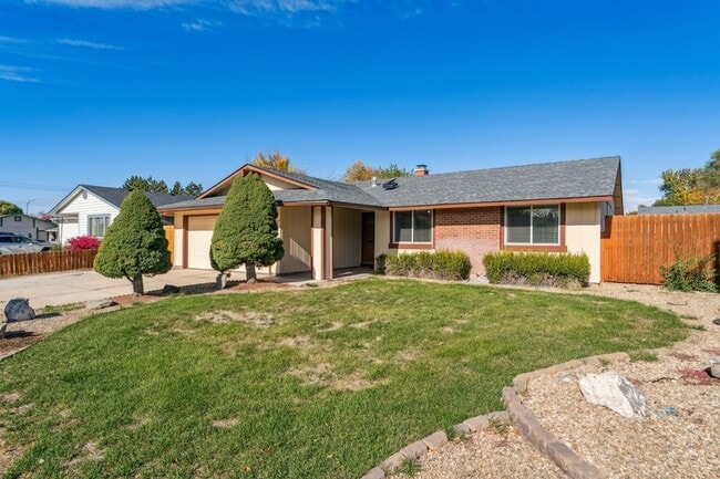 Building Photo - 1508 W Elm Pl