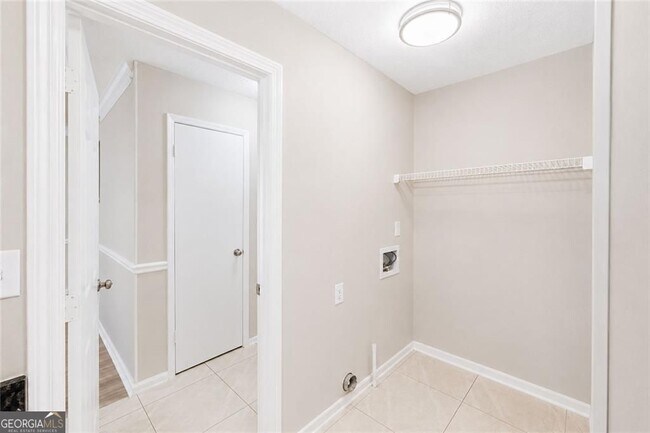 Building Photo - 3065 Destin Cir