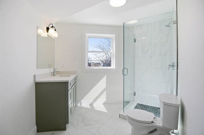 Building Photo - 23 Blake St