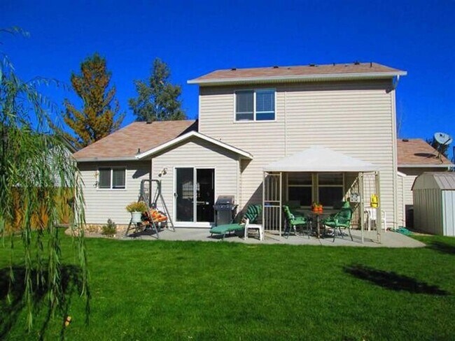 Building Photo - Coming Soon: Desirable South Boise 4-Bedro...