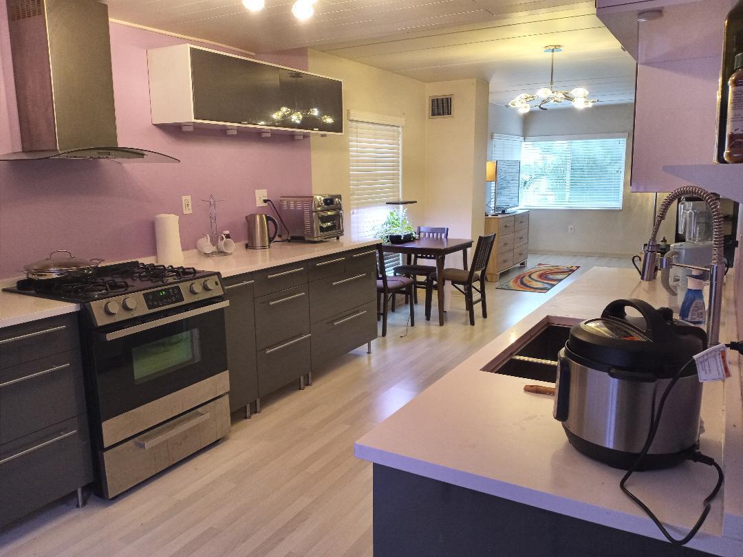 Kitchen & Dining - 5 Bayard Rd