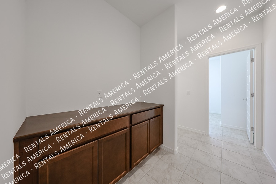 Building Photo - 25426 N 148th Dr