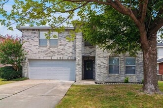 Building Photo - 2309 Maple Dr