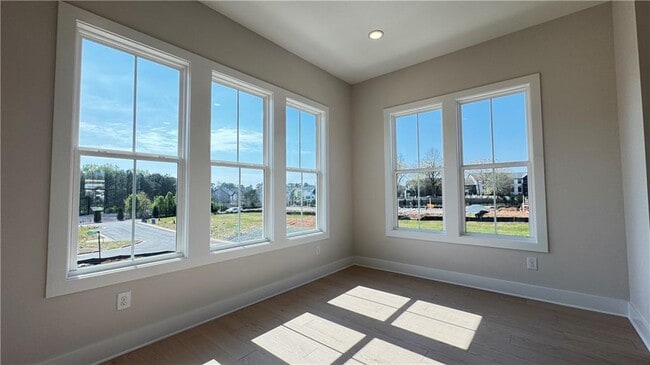 Building Photo - 2678 Evers Dr NE