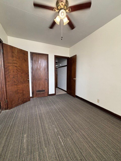 Building Photo - 7416 Harwood Ave