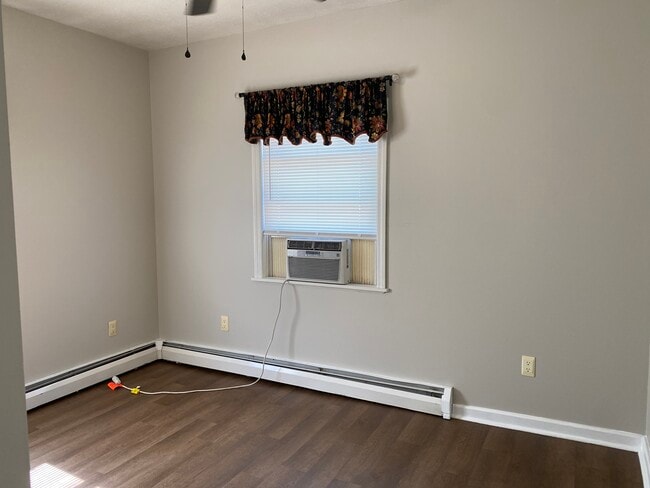 Building Photo - Monaca Duplex (1399)