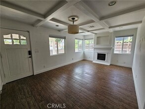 Building Photo - 3844 Portola Ave