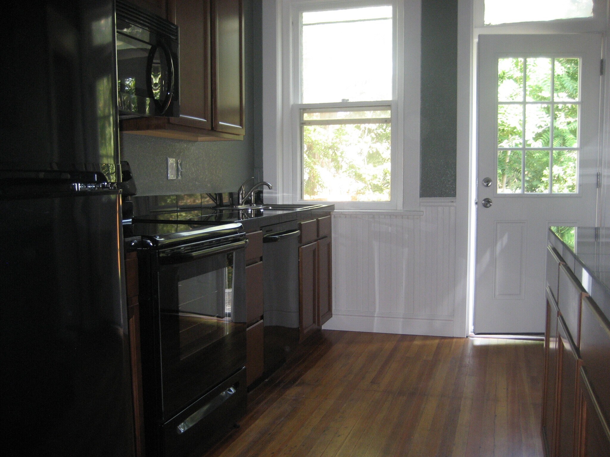 Building Photo - 1515 East 22nd Avenue