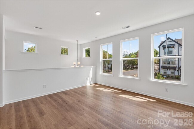 Building Photo - 504 Annie Lowery Wy