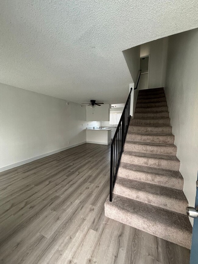 Interior Photo - 12909 Cordary Ave