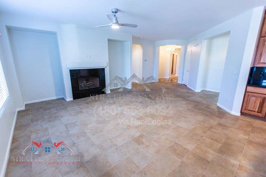 Building Photo - 5374 W Buckskin Dr