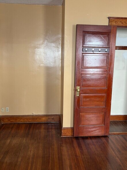 Building Photo - 33 Brooklawn St