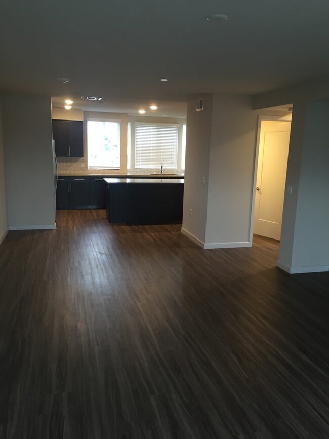 Interior Photo - Dylan Point Loma