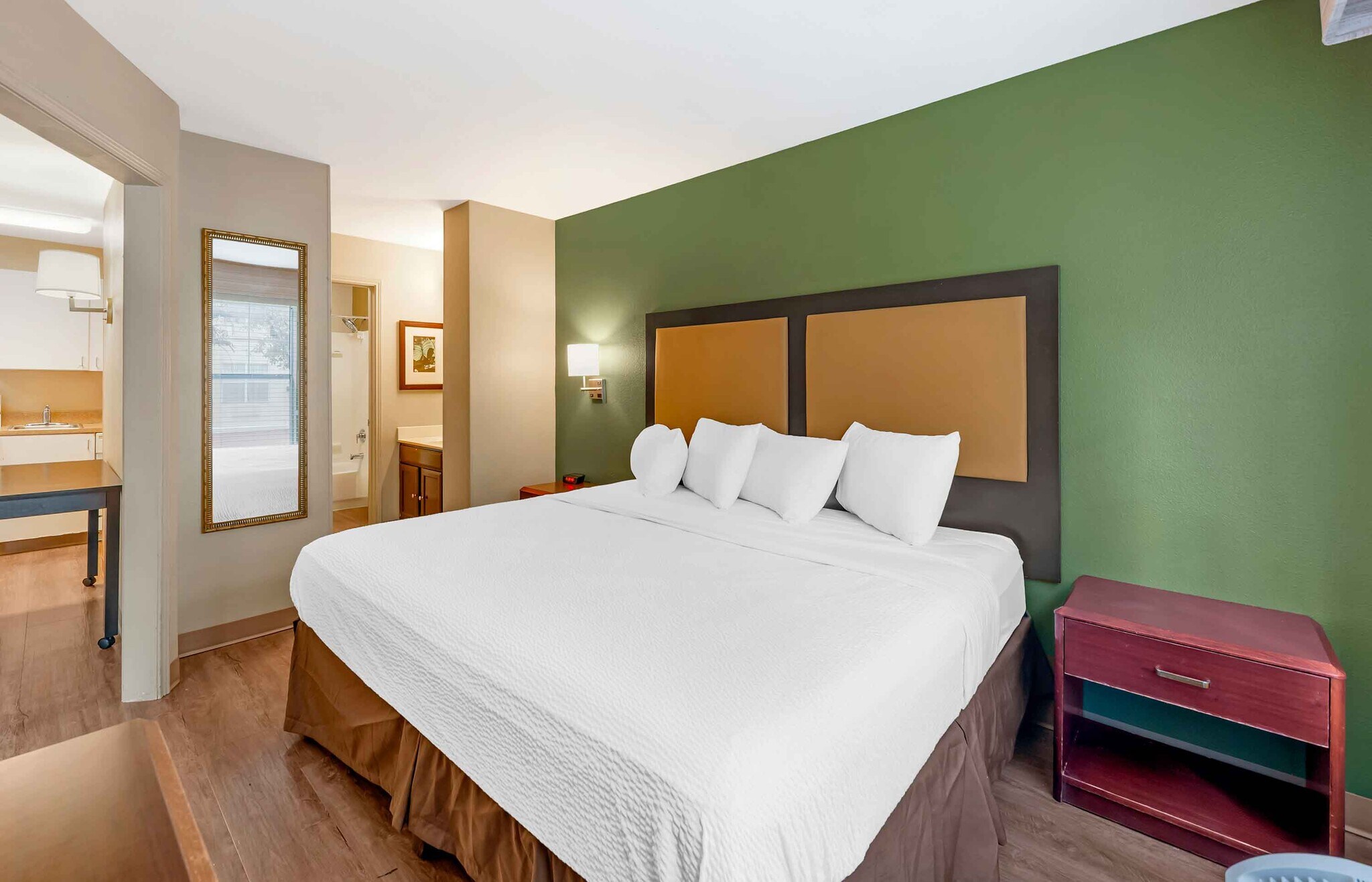 Building Photo - Furnished Studio-Austin - Northwest - Research Park