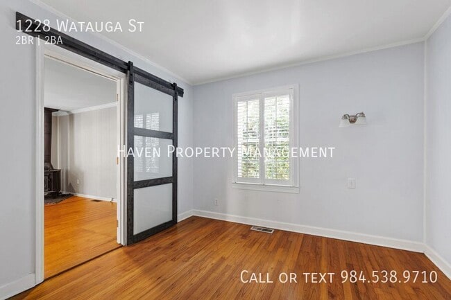 Building Photo - 1228 Watauga St