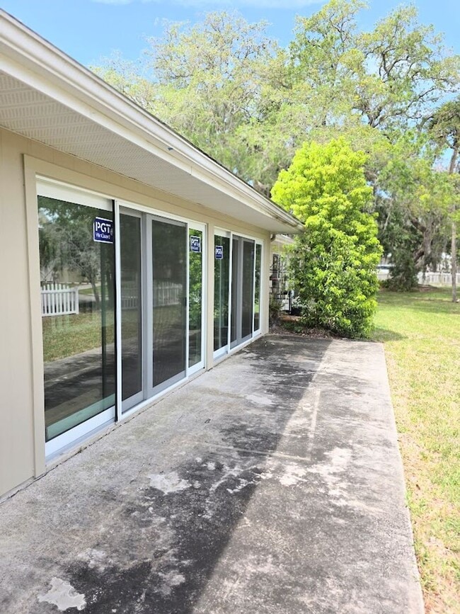 Building Photo - 1237 N Egret Point