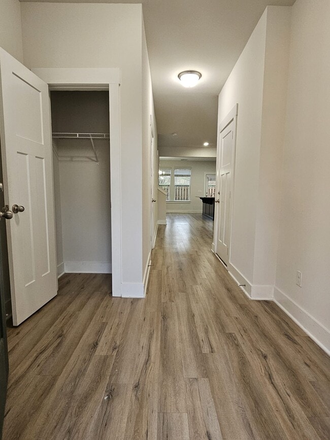 Building Photo - 114 Lerner Ct