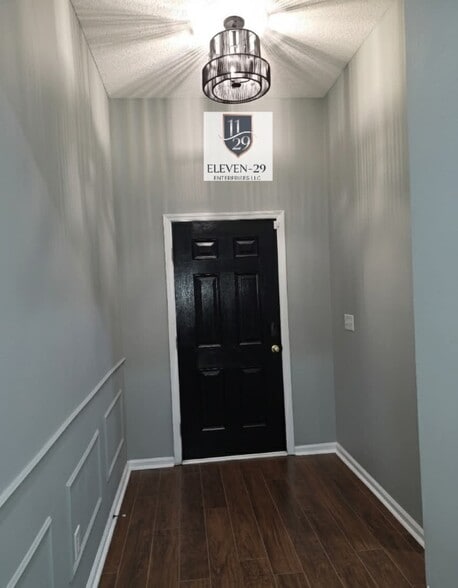 Building Photo - 1334 Camp Ridge Ln