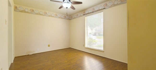 Building Photo - 14814 Earlswood Dr