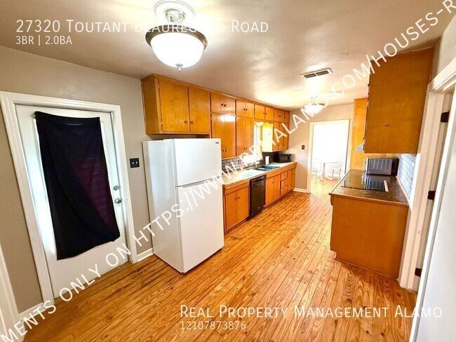 Building Photo - 27320 Toutant Beauregard Rd