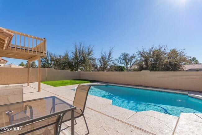 Building Photo - 3611 E Windmere Dr