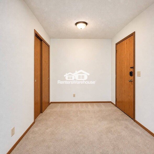 Building Photo - 7226 Hunters Run