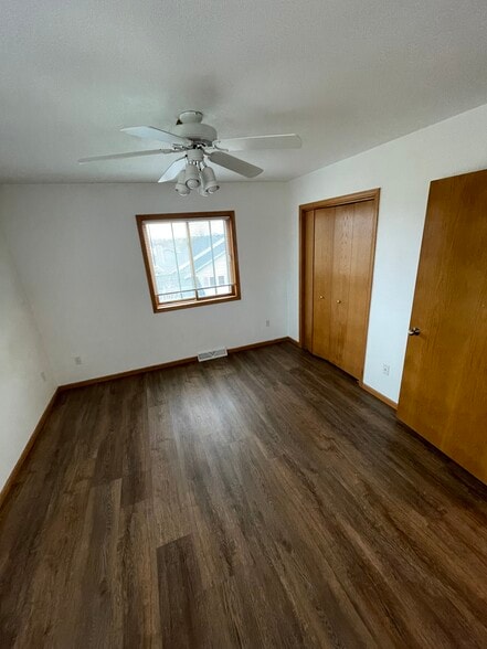 bedroom 2 - 1500 Packers Ct