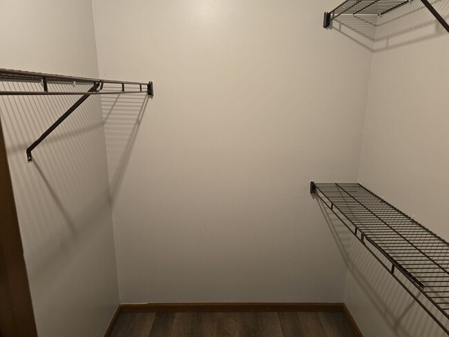 Building Photo - Welcome Home to Lagrange Living