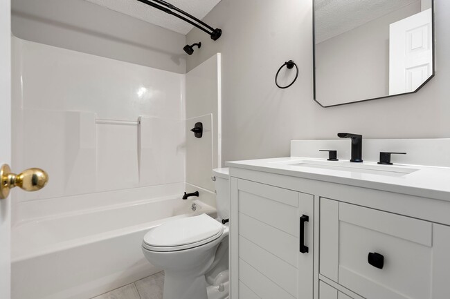 Building Photo - 3-Bedroom Home with Spacious Living and a ...