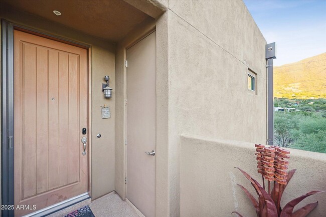 Building Photo - 36600 N Cave Creek Rd