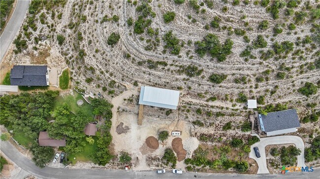 Building Photo - 462 Ledgeview Dr