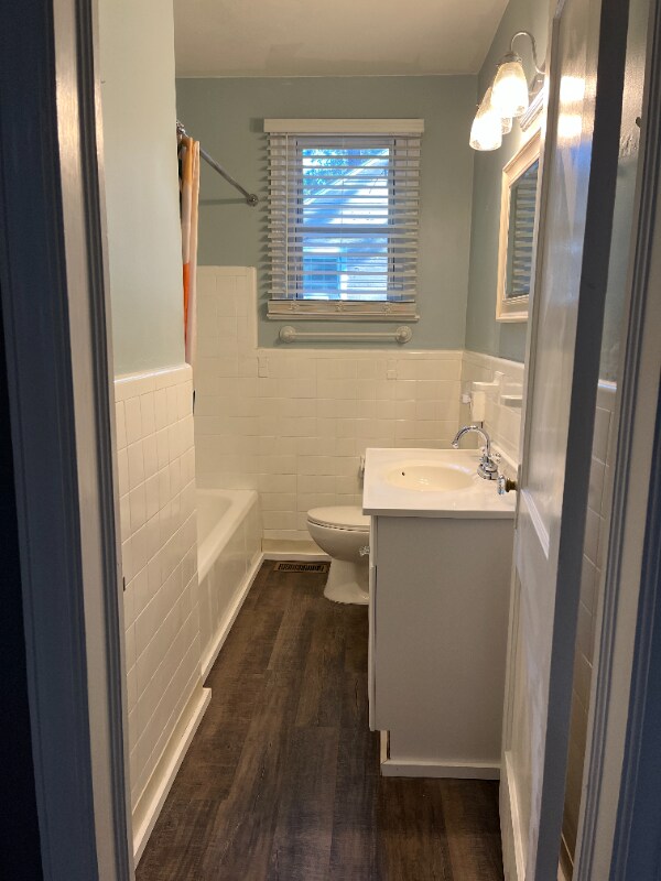 Building Photo - 3089 Highpoint Dr