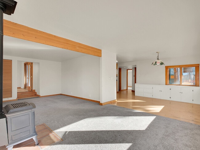Building Photo - 30100 Fir Dr