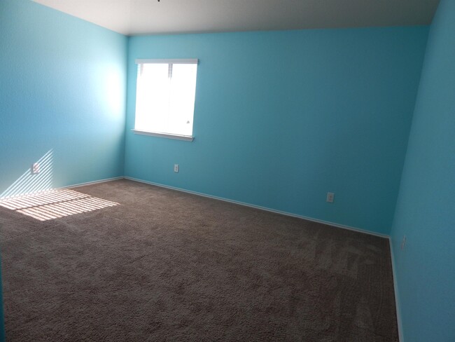 Building Photo - 1310 Stonewall Ridge