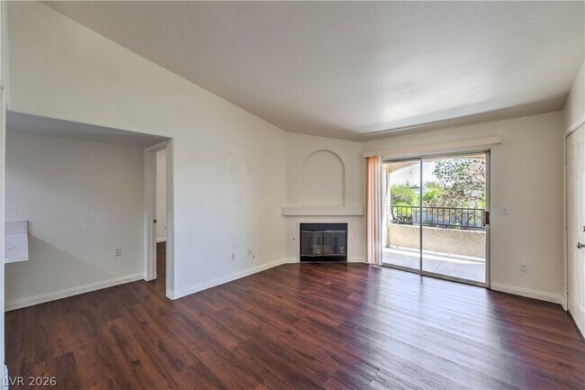 Building Photo - 7885 W Flamingo Rd