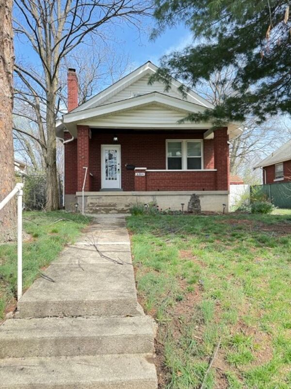 Building Photo - 3304 Daytona Ave