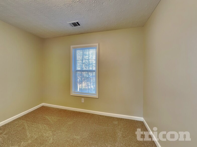 Building Photo - 1480 Watson Ridge Trail