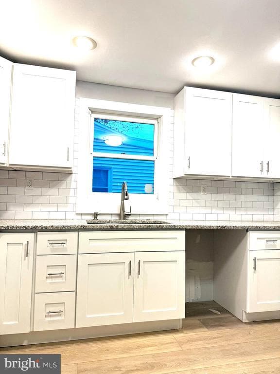 Building Photo - 653 Pine St