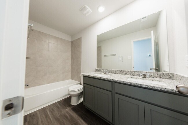 Building Photo - 13333 Burbot Dr