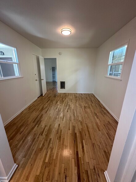 Building Photo - 1336 Berkeley St