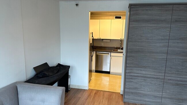 Building Photo - 440 N Wabash Ave