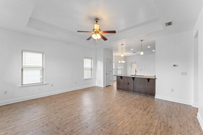 Building Photo - 27320 Lashay Dr