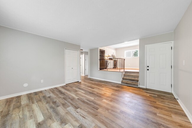 Building Photo - 522 Eastmoor Blvd