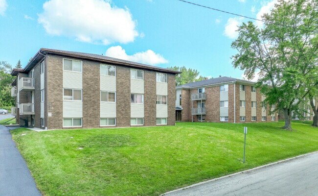 Building Photo - 4860 Creek View Rd