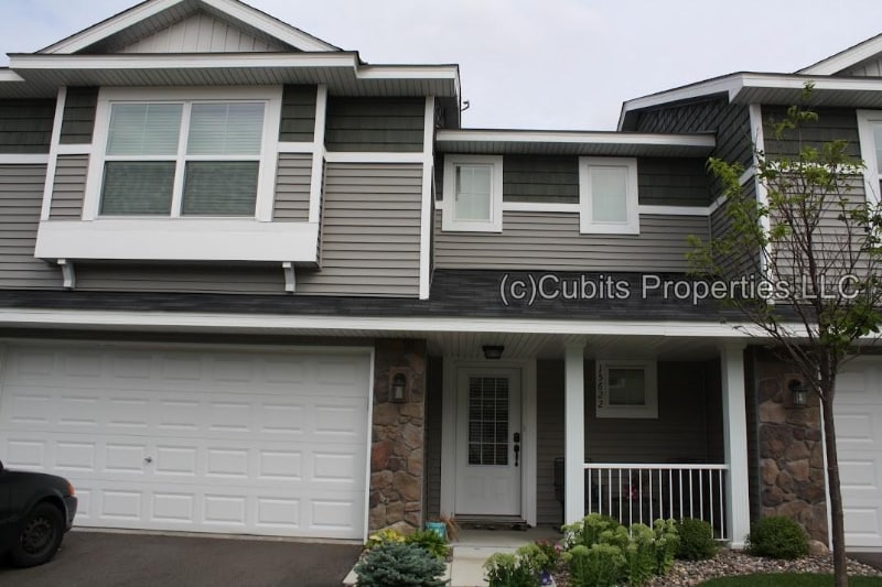 Building Photo - 15622 60th Ave N